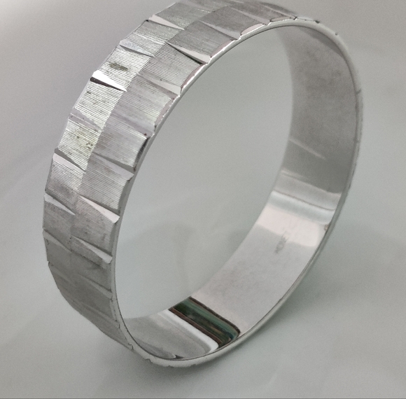 Vintage Money Wide Bangle bracelet - Picture 8 of 16